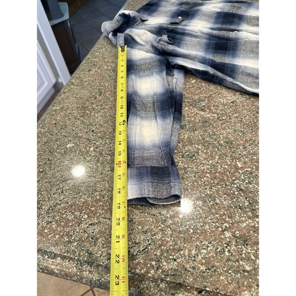 Old Navy L Blue White Plaid Flannel Boyfriend Shirt Long Sleeve Cotton Button-Up - Picture 8 of 11